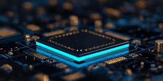 Inovação — ferramentas de trading desenvolvidas por Trono Fundência com suporte de IA