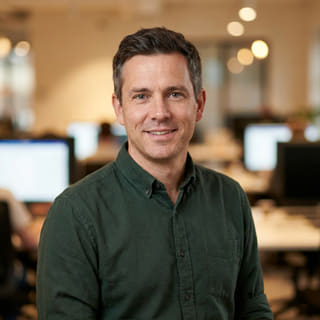 Daniel Carter, indicado como Diretor de Tecnologia na Trono Fundência, em imagem de perfil